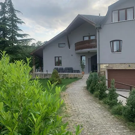 Zala Apartment *