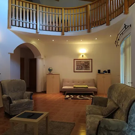 Apartment Zala *
